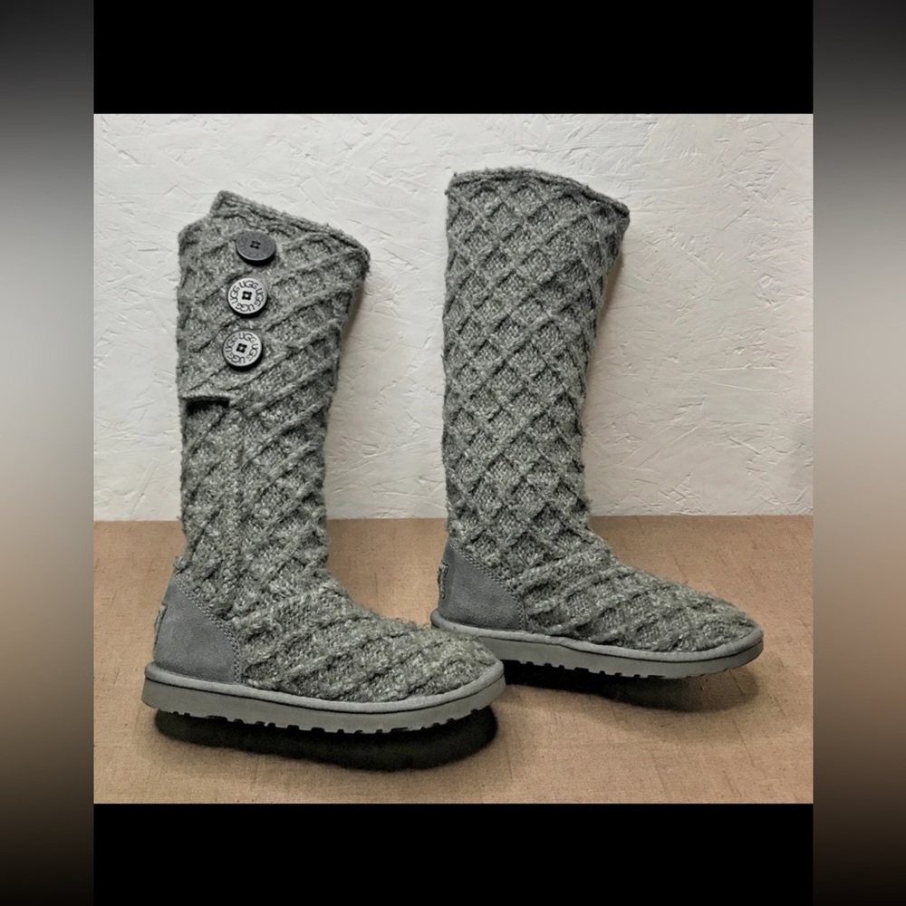 UGG Lattice Cardy Women's Sweater Boots Sheepskin Insoles Charcoal Gray Size 5